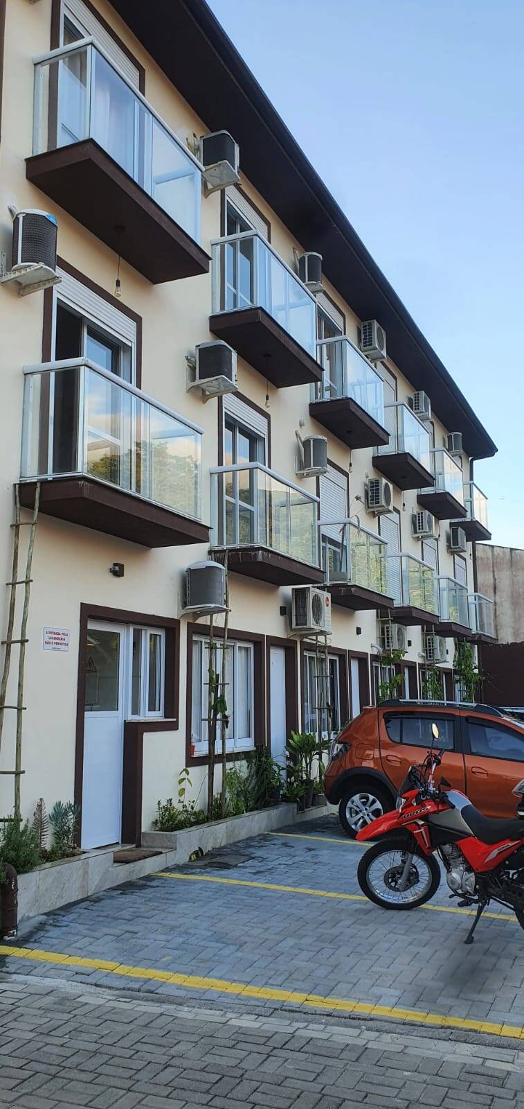 #214 - Casa para Venda em São Sebastião - SP