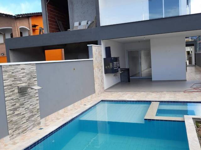 Casa para Venda em Bertioga - 2