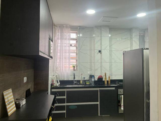 Apartamento para Venda em São Vicente - 4