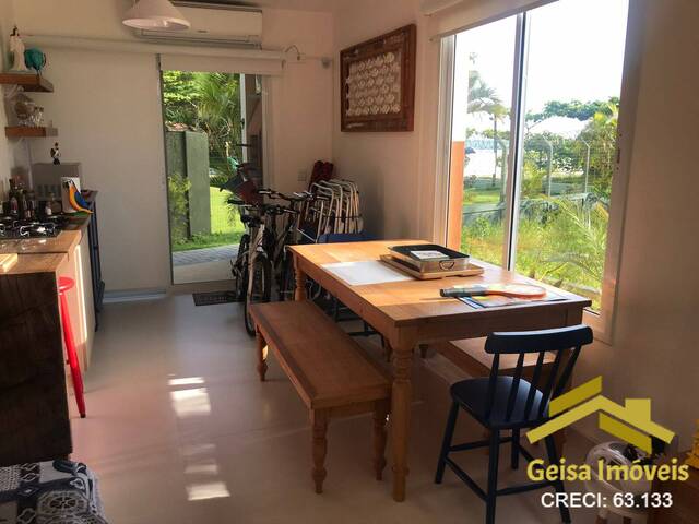 #300 - Casa para Venda em São Sebastião - SP