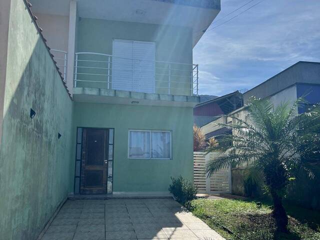 #322 - Casa para Venda em Bertioga - SP