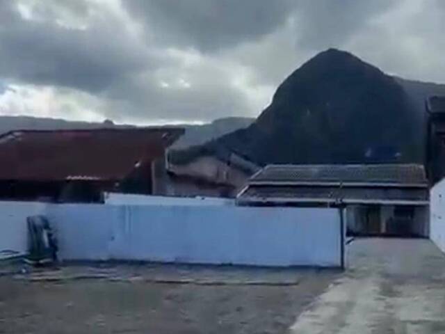 Casa para Venda em Bertioga - 3